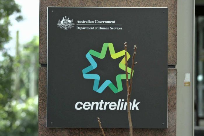 Government halting key part of robodebt scheme, will freeze debts for some welfare recipients